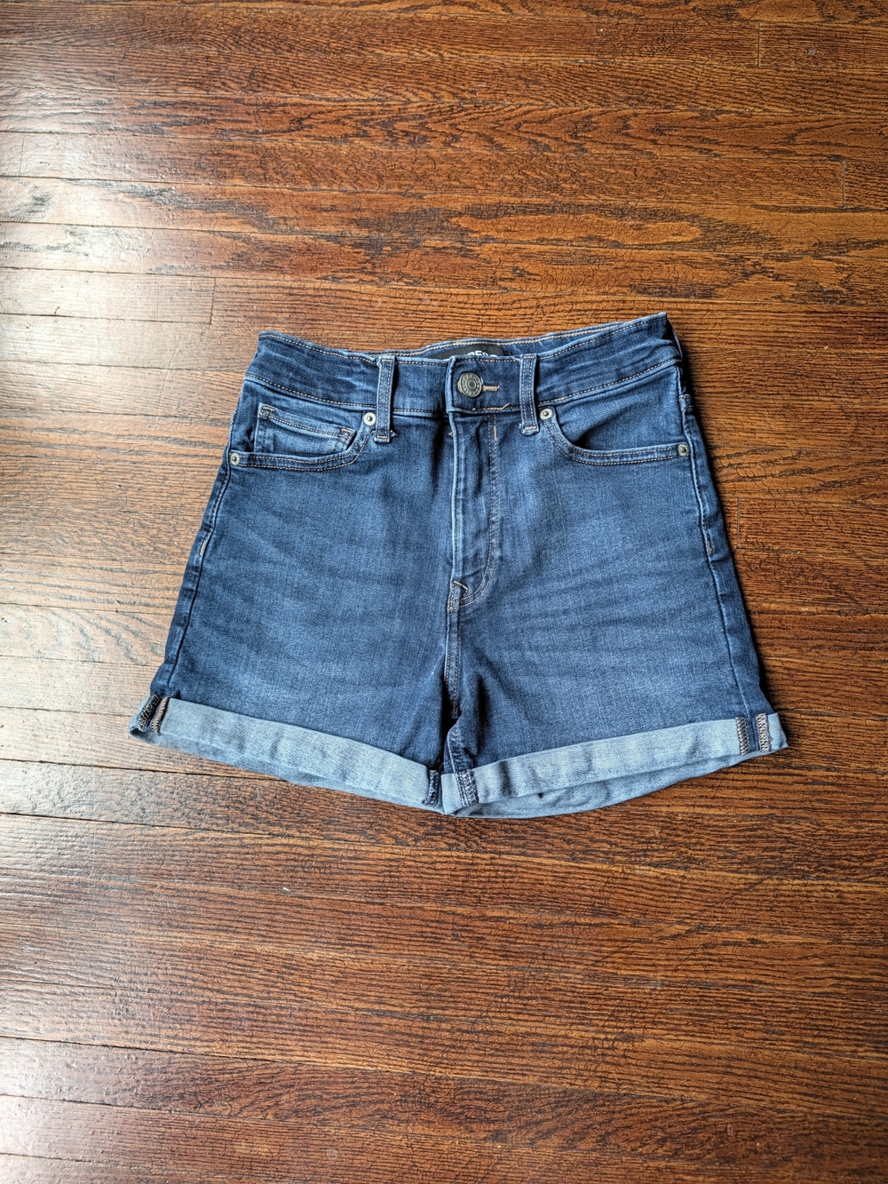 Express Women's Midi Hi-Rise Denim Shortie Stretch Shorts Size 0 Casual
